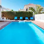 Velomar Villa