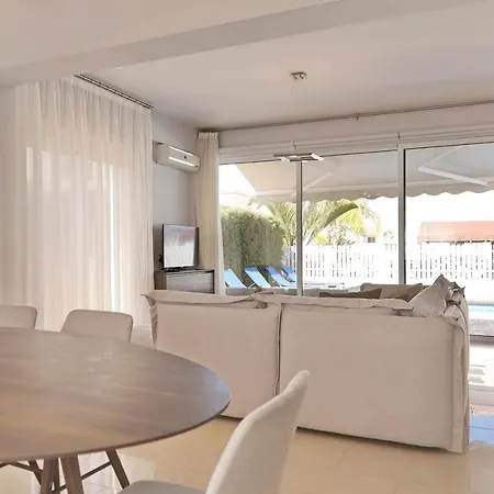 Velomar Villa