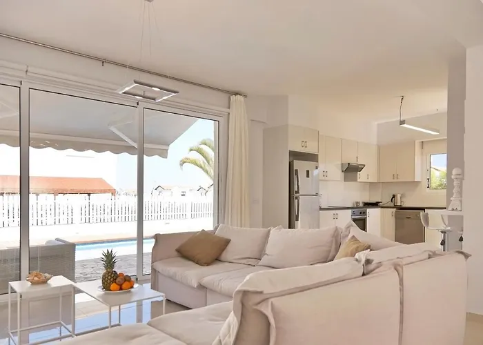 Vila Velomar Paralimni